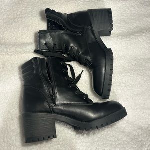 Zippered Heeled Boots